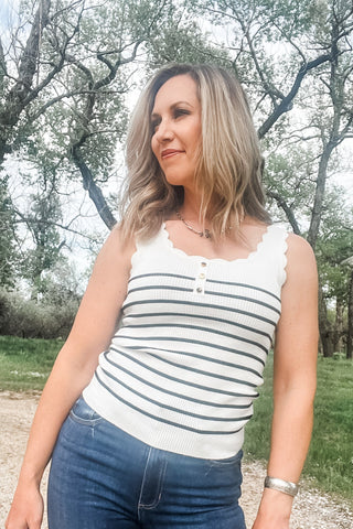 Scallop Edge Stripe Knit Tank Black & White