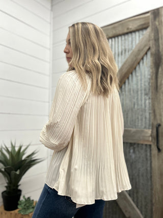 Long Sleeve Blouse with Ruffle Collar