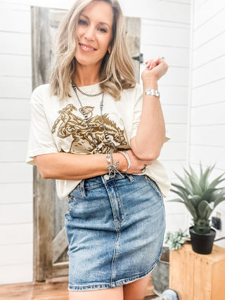 Wrangler Rodeo Sign Girlfriend Graphic Tee - Allure Boutique WY