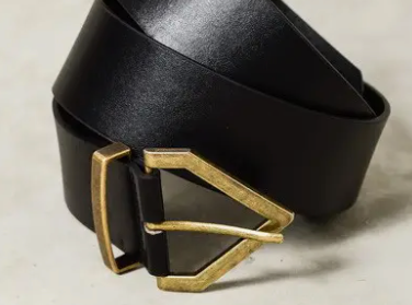 Diamond Pointed Buckle Belt