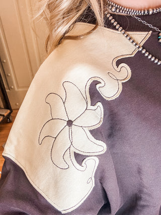 Wrangler X Lainey Wilson Crewneck Sweatshirt