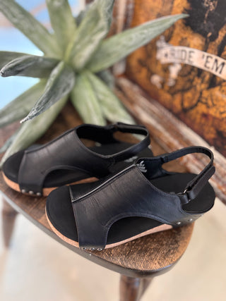 Volta II Wedge Sandal