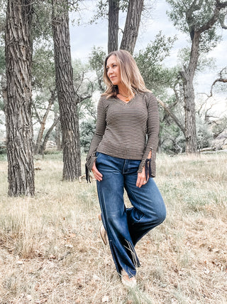 Long Sleeve V-Neck Knit Top with Ties