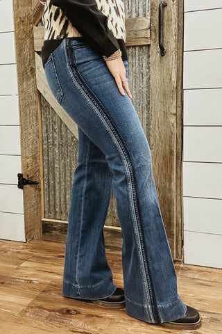 Hannah Crop Flare with Self Trim