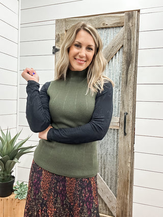 Textured Sleeveless Mock Neck Top