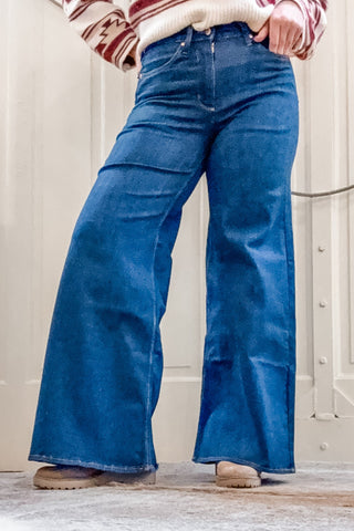 Wrangler X Lainey Wilson Cheeky Wide Leg Jean