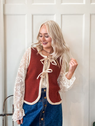 Contrast Tie Front Knit Vest
