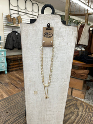 Pearl + Bow Layer Necklace