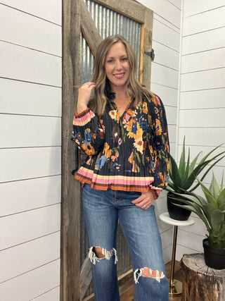 Long Sleeve Blouse with Ruffle Collar