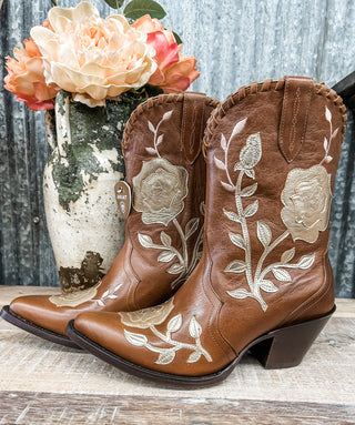 Arrosa J Toe Western Boot