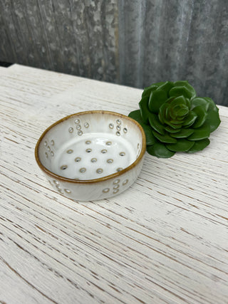Stoneware Berry Bowl - 4" Round