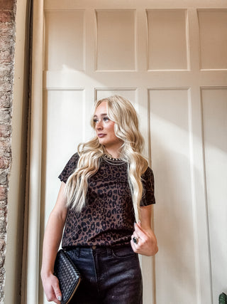 Espresso Leo Perfect Tee