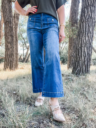 Sophia Curvy Super Straight Ankle Jean