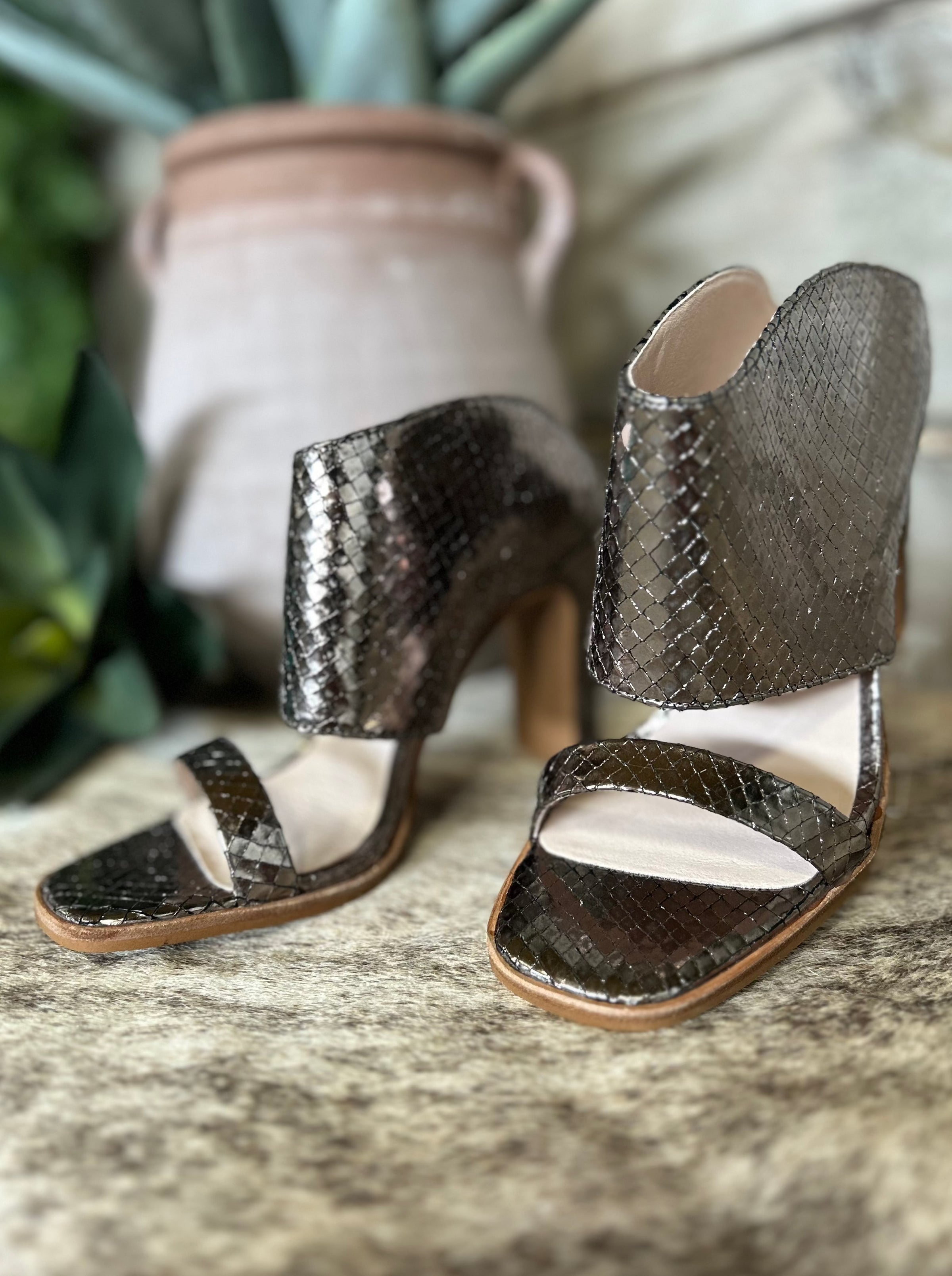 Linx Slide Sandal Allure Boutique WY