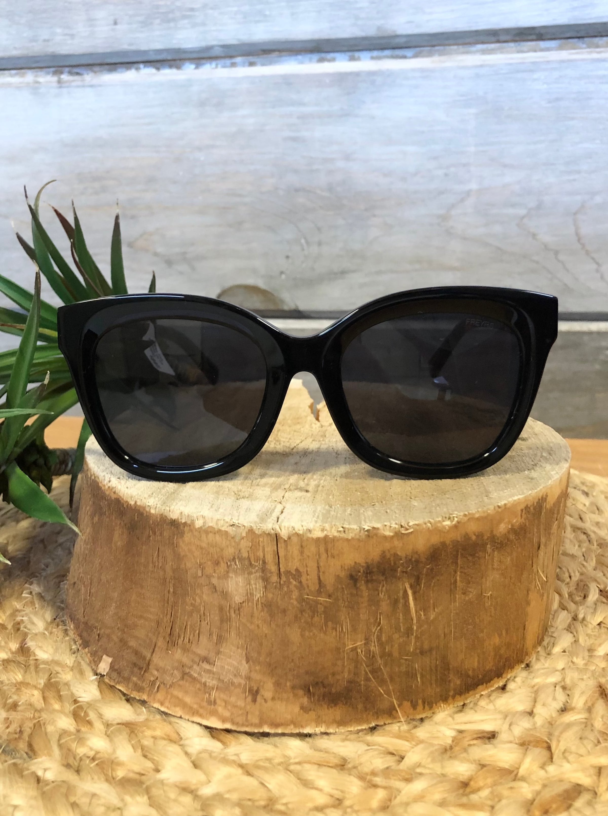Naples Black Tortoise Cat Eye Sunglasses