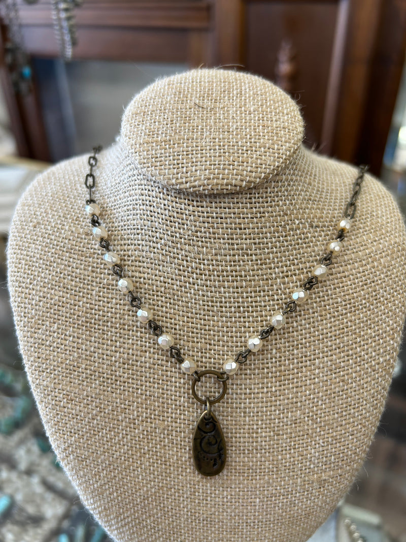Picnic Pearl with Teardrop Necklace