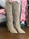 Steve Madden Lasso Boots in Chestnut Suede