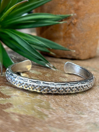 Thick Arrow Etched C Cuff