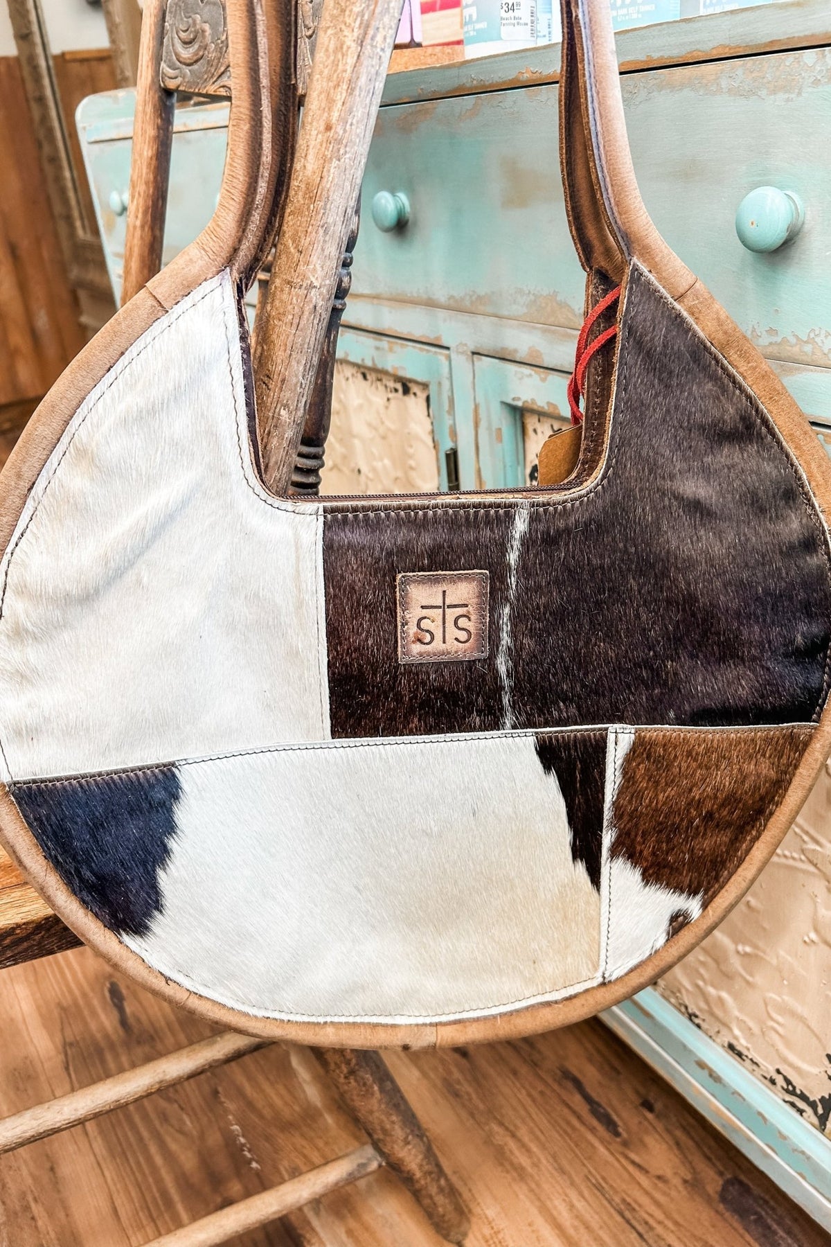 Cowhide Dolly Purse - Allure Boutique WY