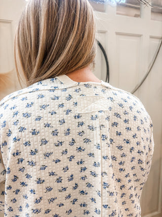 Cream Floral Sweatshirt - Allure Boutique WY