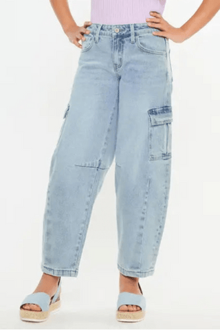 Girls Low Slung Horseshoe Fit Jeans - Allure Boutique WY