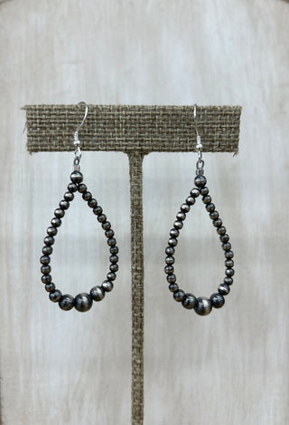 Graduated Navajo Pearl Teardrop Earring - Allure Boutique WY