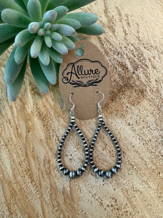 Graduated Navajo Pearl Teardrop Earring - Allure Boutique WY