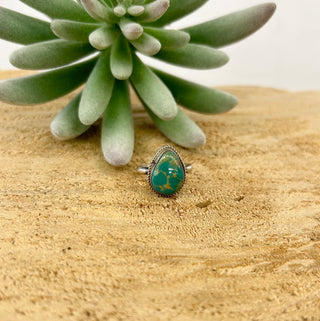 Green Turquoise Teardrop Ring 7.5