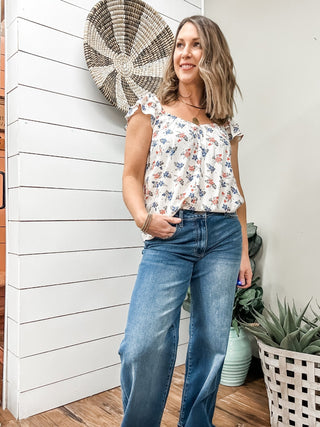 Lynn Top Floral Print - Allure Boutique WY