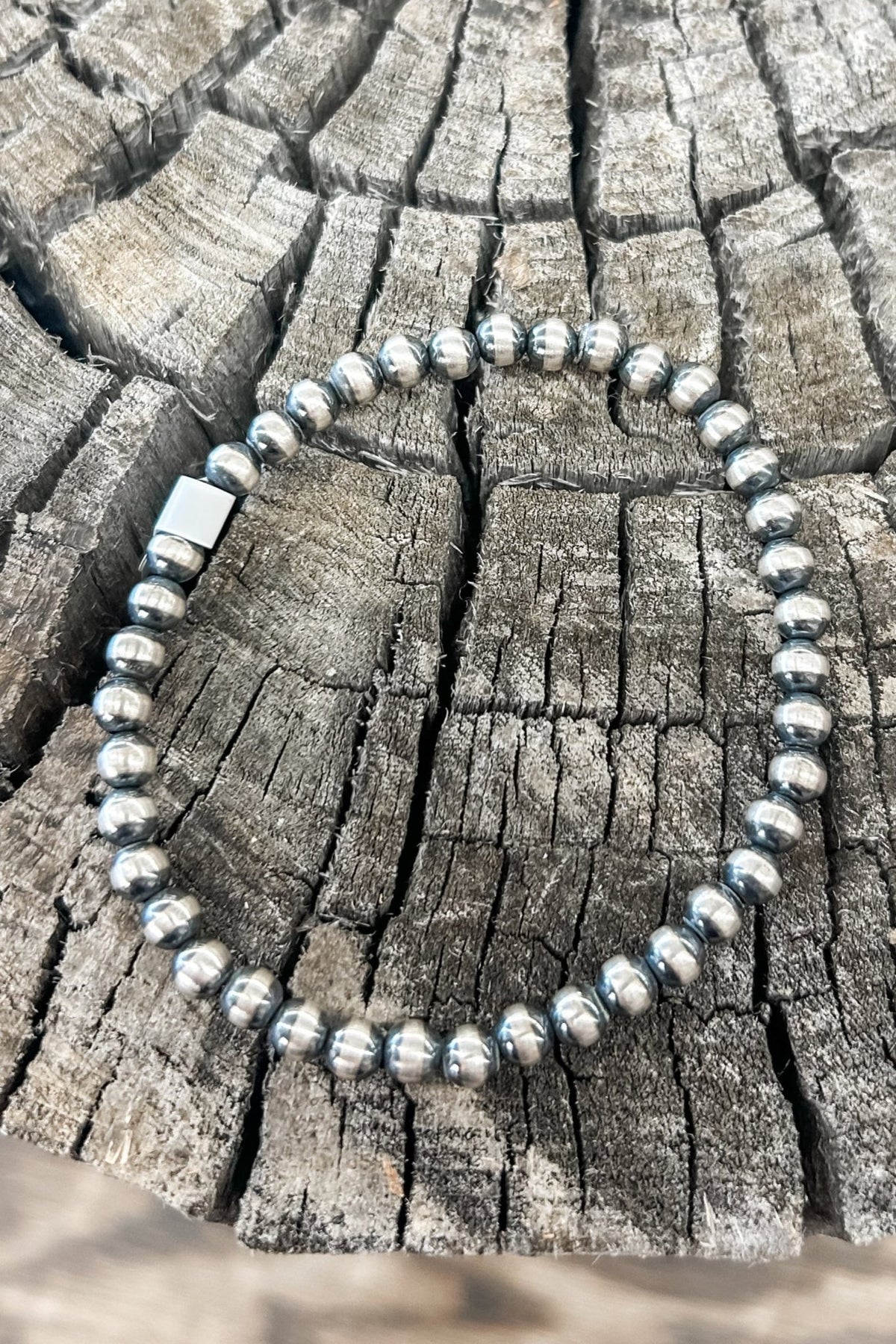 Navajo Pearl Stretch Bracelet - Allure Boutique WY