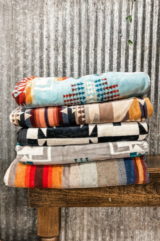 Pendleton Jacquard Bath Towel - Allure Boutique WY