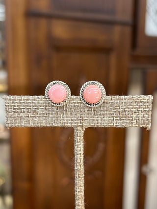 Round Pink Conch Earring - Allure Boutique WY