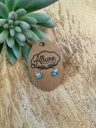 Silver Kingman Leaf Earrings - Allure Boutique WY