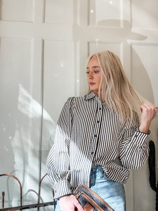 Stripe Scallop Trim Detail Puff Sleeve Blouse - Allure Boutique WY