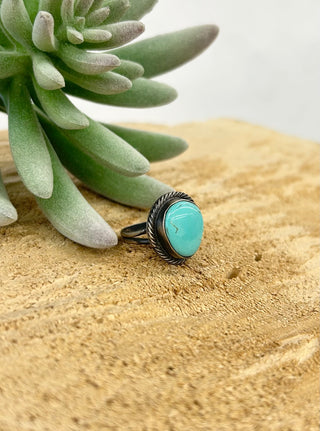 Small Teardrop Turquoise Rope Border Ring 8