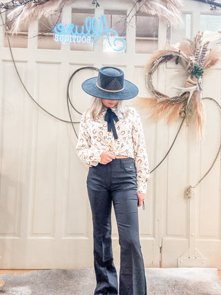 Wrangler X Lainey Wilson Wrancher Flare Pant - Allure Boutique WY