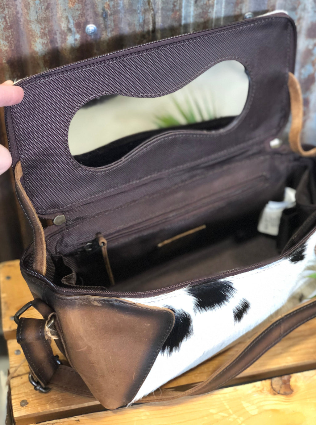 Cowhide Maddi Makeup Carry All